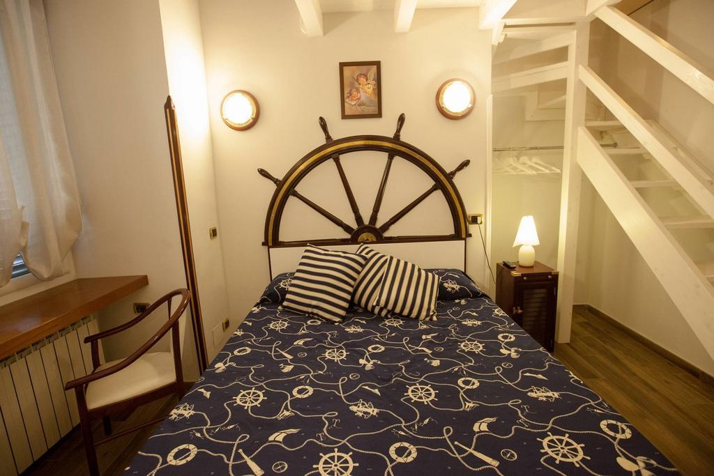 Hotel Ausonia 나폴리 외부 사진