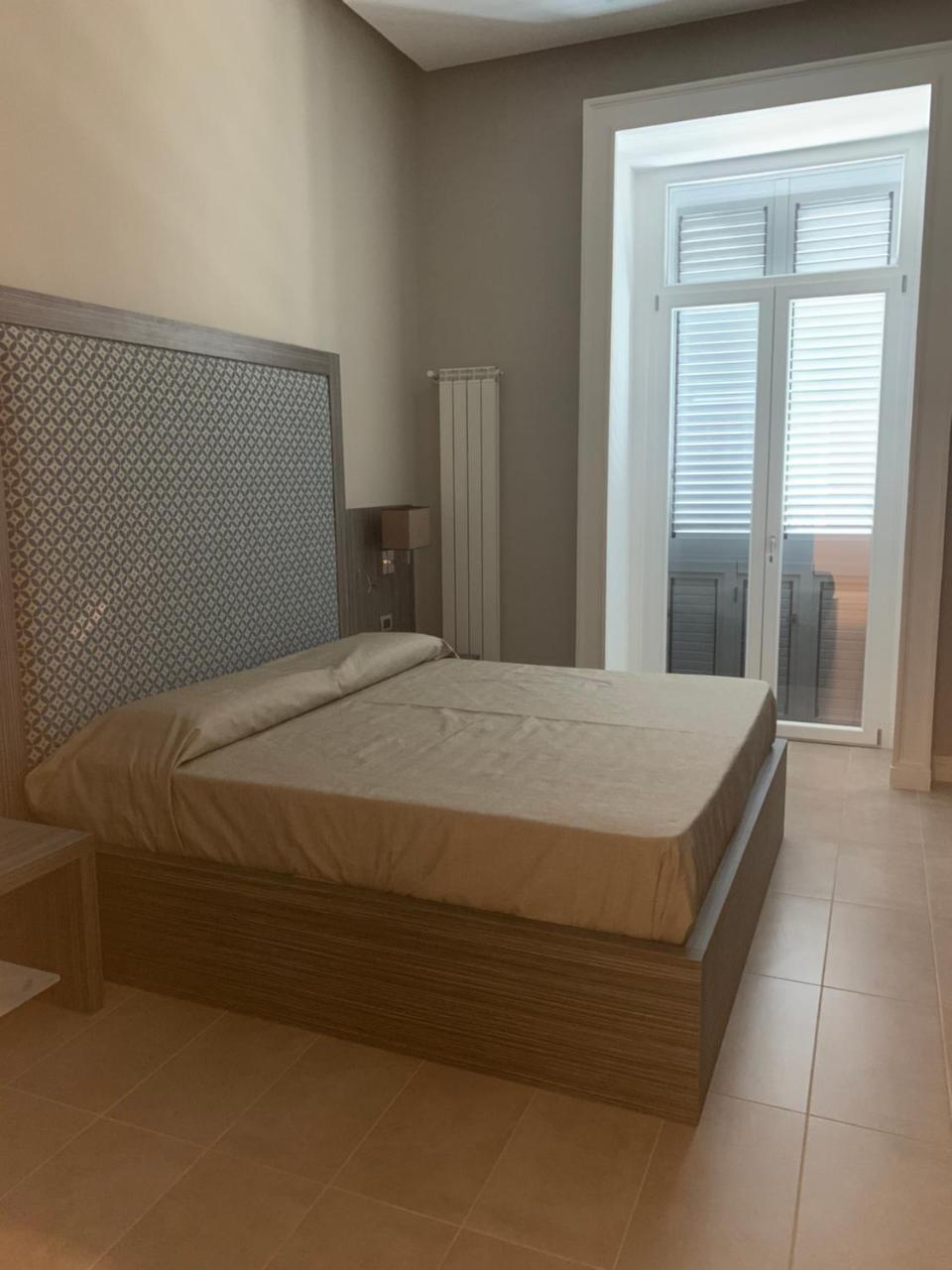 Hotel Ausonia 나폴리 외부 사진