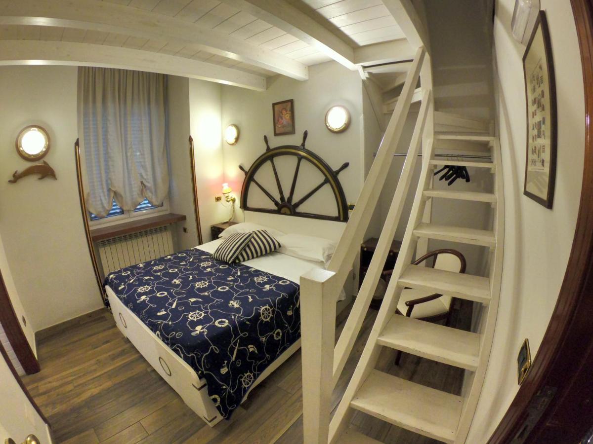 Hotel Ausonia 나폴리 외부 사진